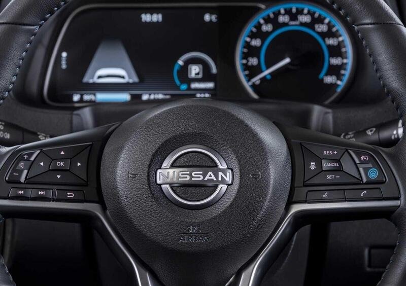 Nissan Leaf (2017-->>) (13)