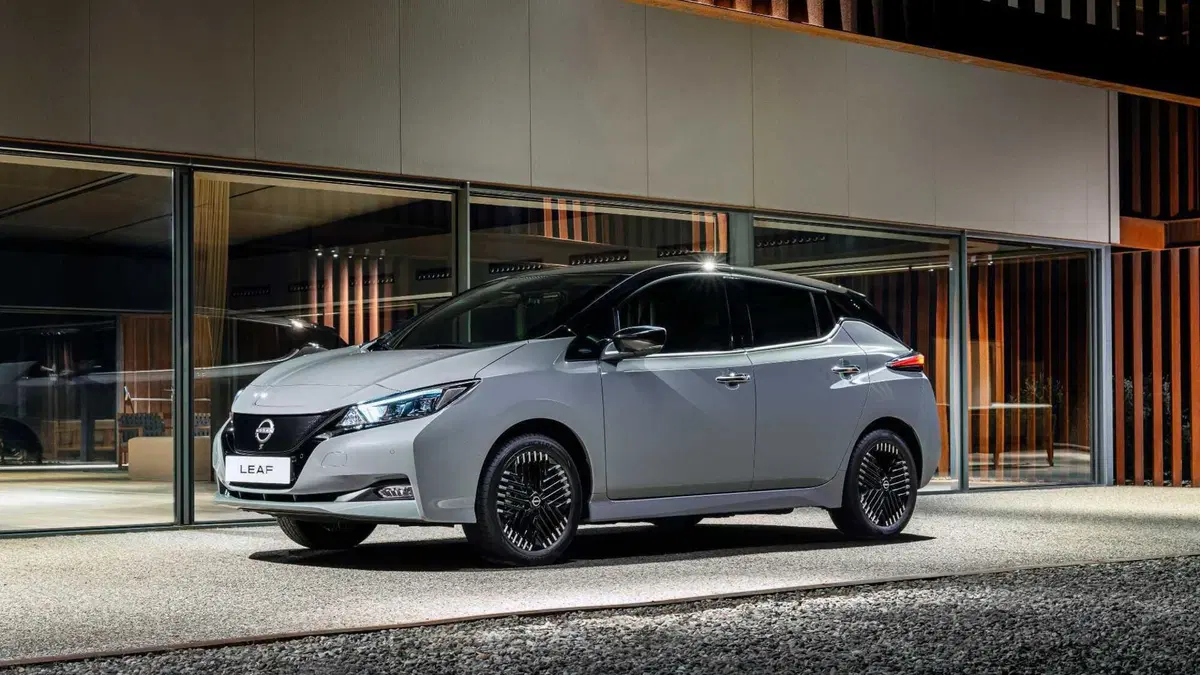 Nissan Leaf Tekna 40 kWh ProPilot Park (3)