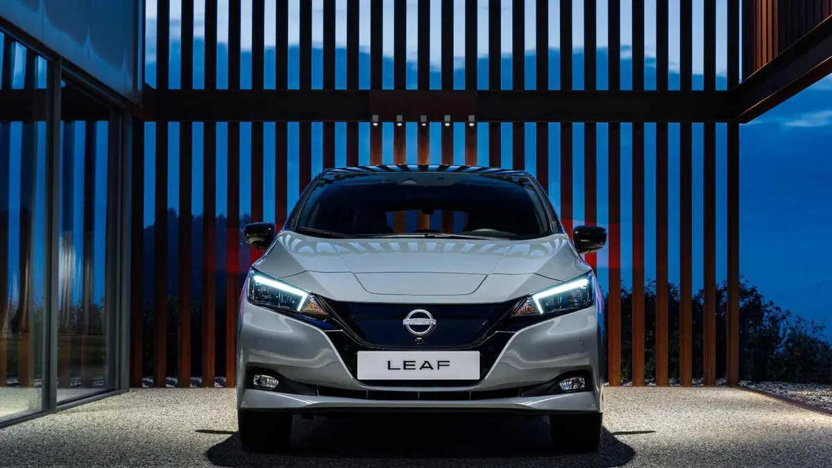 Nissan Leaf Tekna 40 kWh ProPilot Park (8)