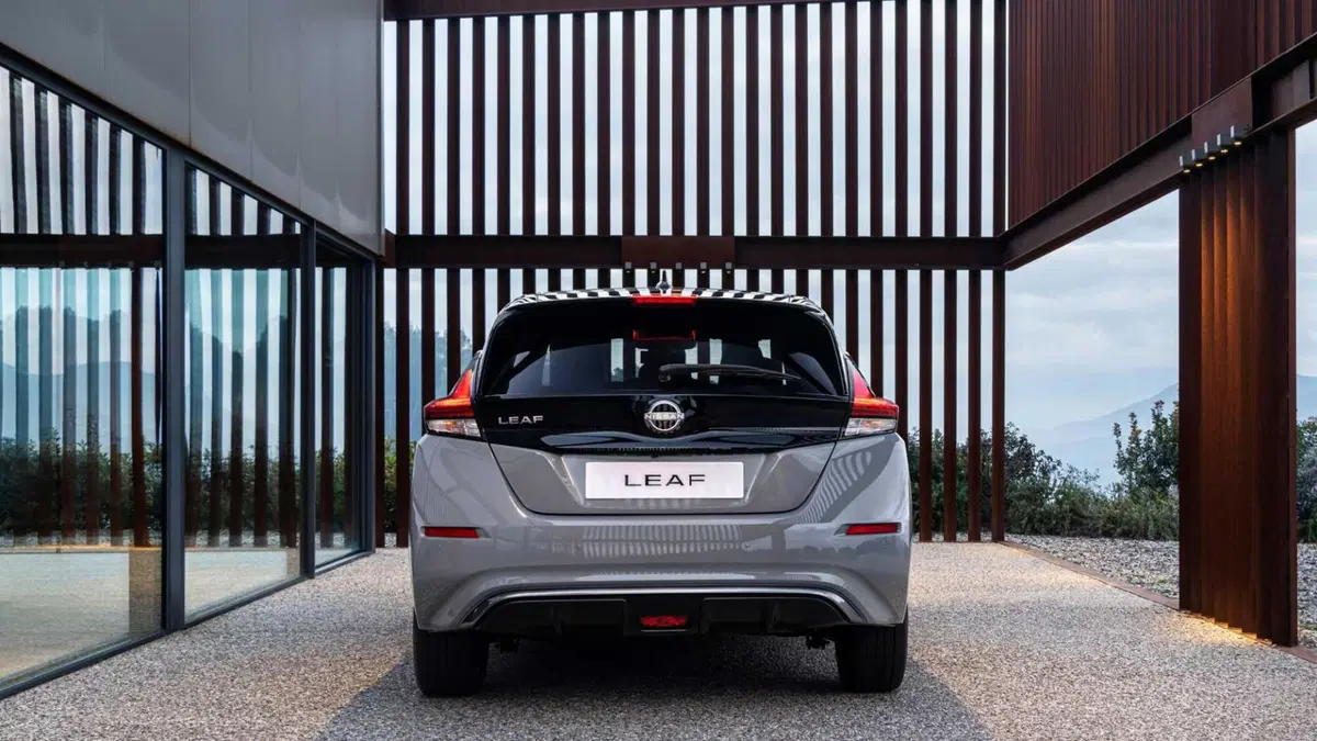 Nissan Leaf Tekna 40 kWh ProPilot Park (9)