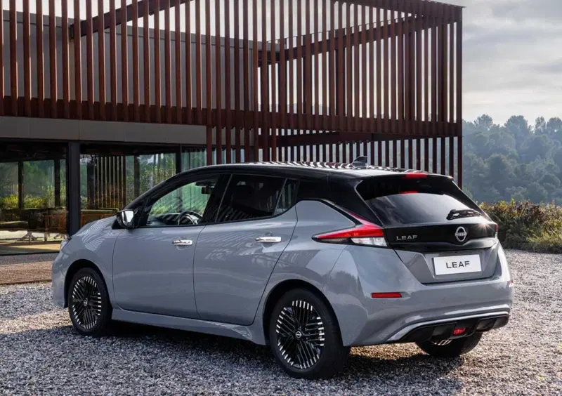 Nissan Leaf (2017-25) (7)