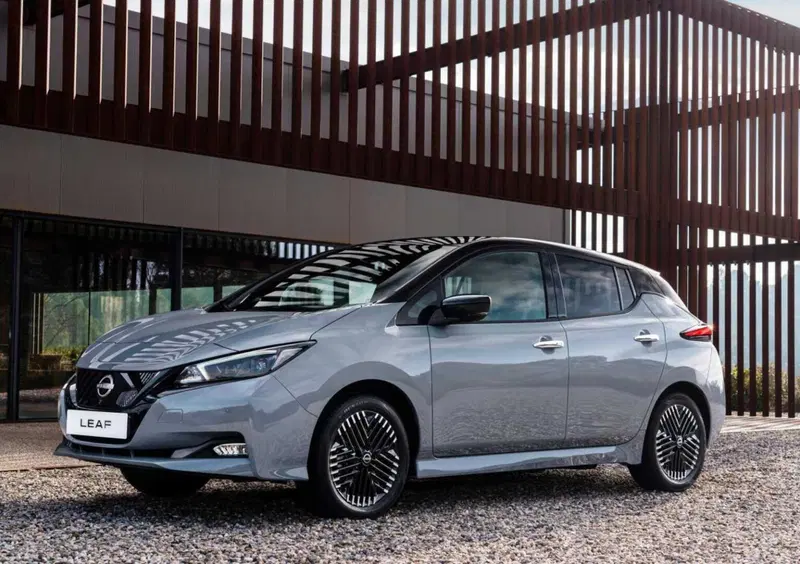 Nissan Leaf (2017-25)