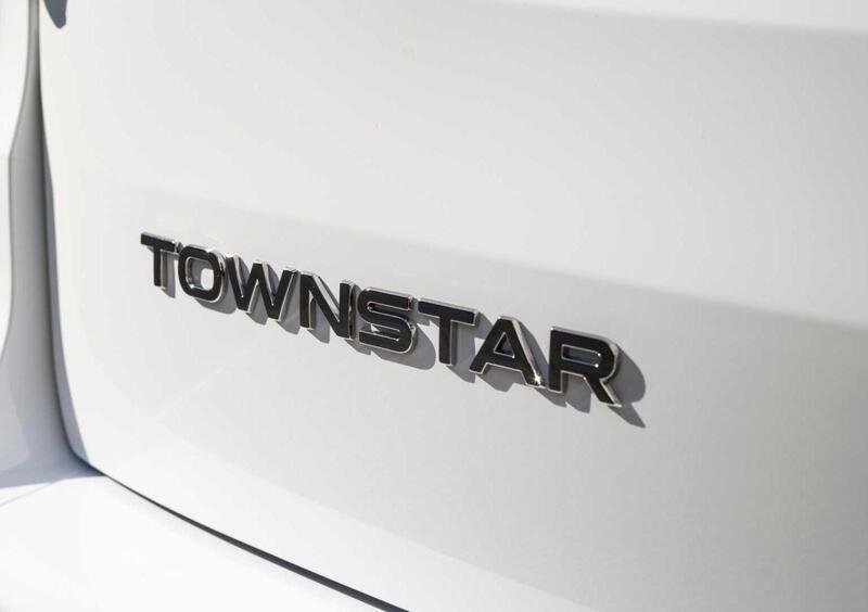 Nissan Townstar (23)