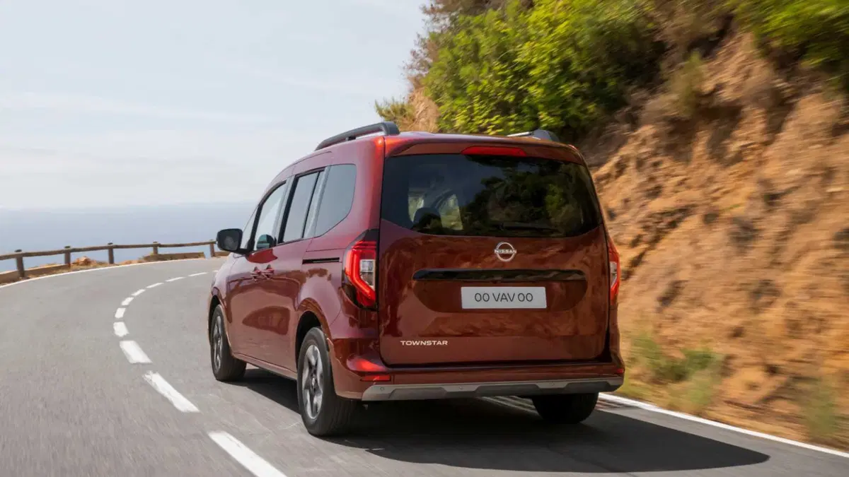Nissan Townstar 1.3 130cv L1 Tekna (5)