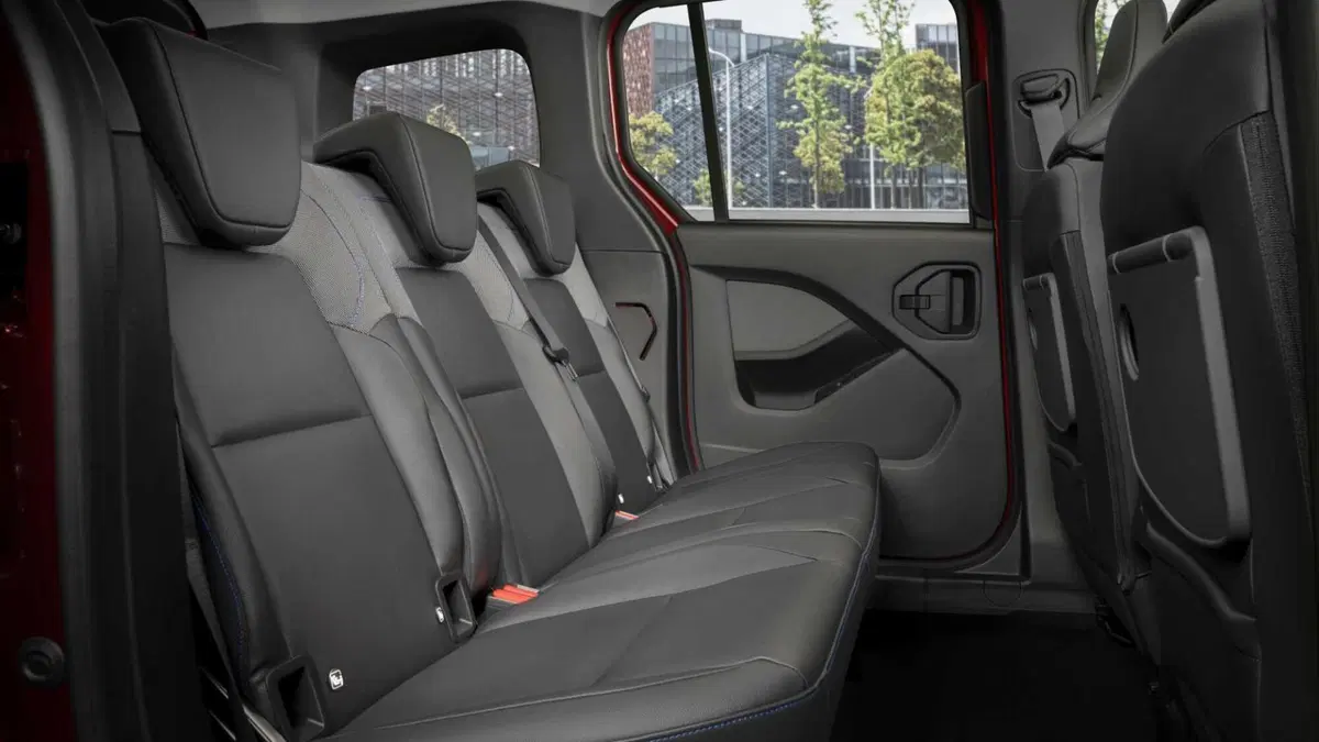 Nissan Townstar 1.3 130cv L1 Tekna (13)