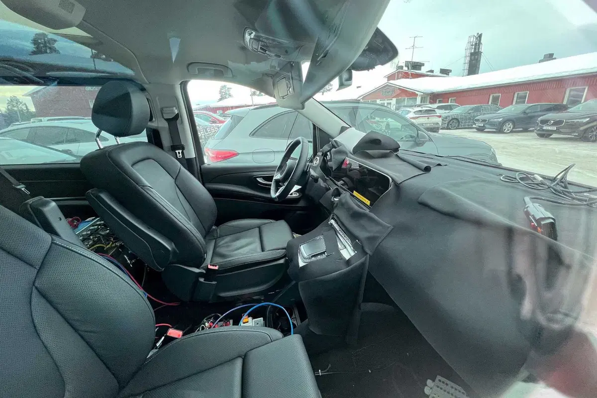 Mercedes Classe V, ecco il nuovo Facelift [Foto Spia] (7)