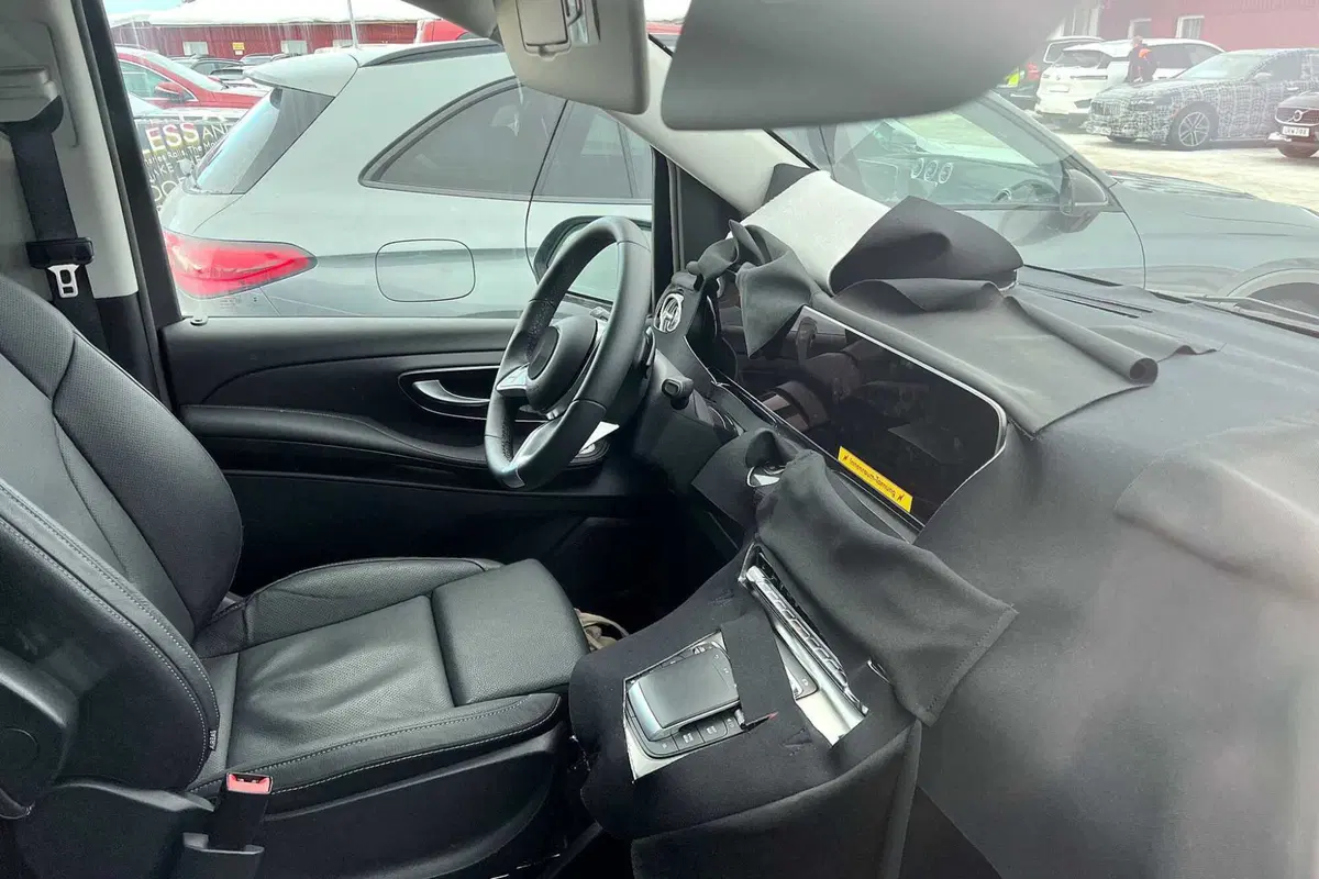 Mercedes Classe V, ecco il nuovo Facelift [Foto Spia] (9)