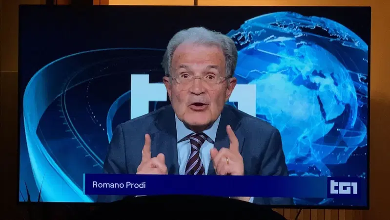 2035: Prodi al TG1 difende benzina e diesel. Quando l'orologio rotto segna l'ora giusta! [Video]