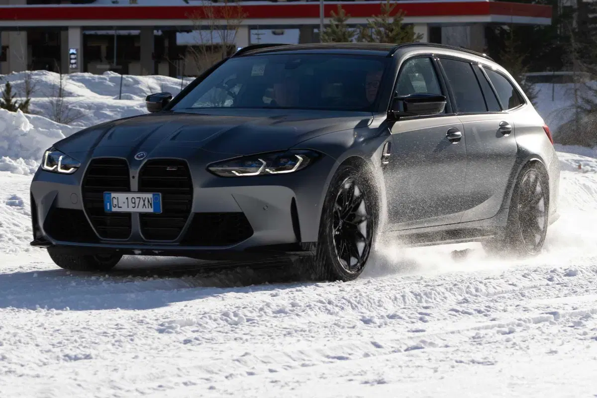 BMW M3 Touring (2023) - Prova su neve