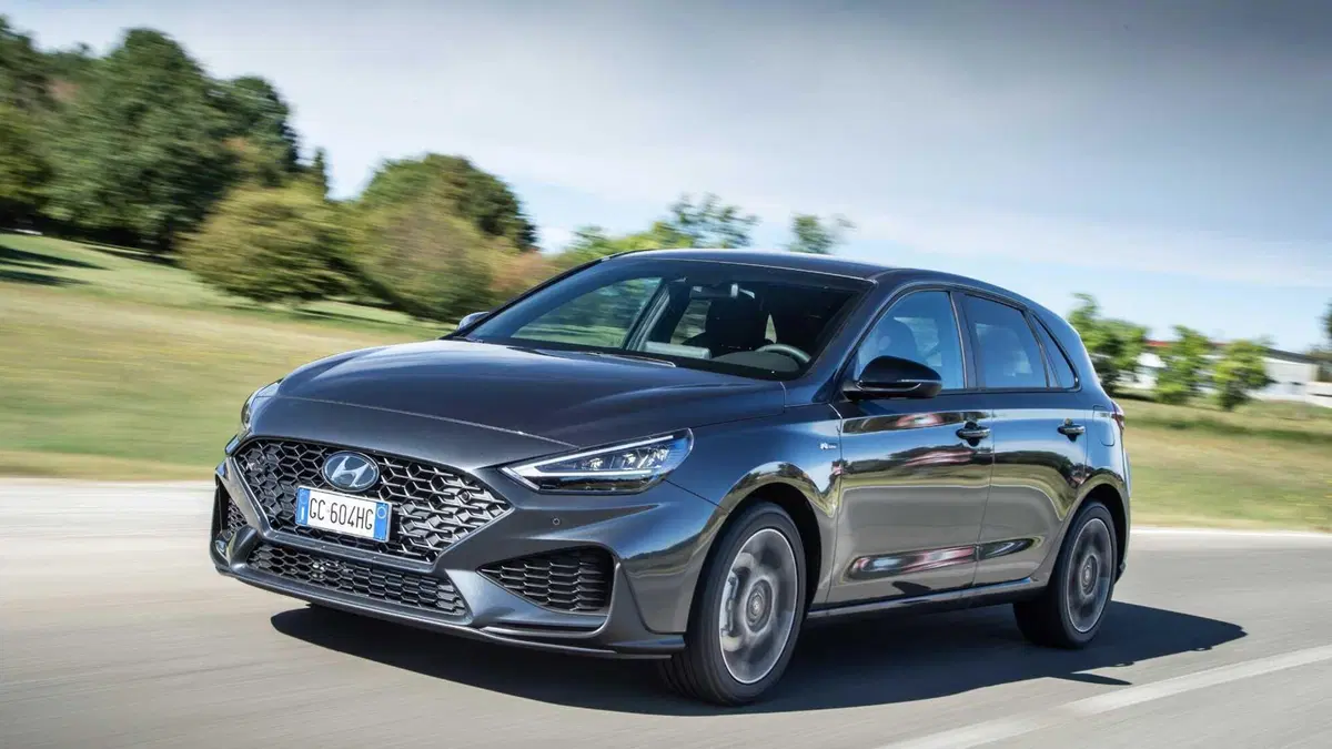 Hyundai i30 1.6 CRDi 115 CV MT 5 porte Prime (12)