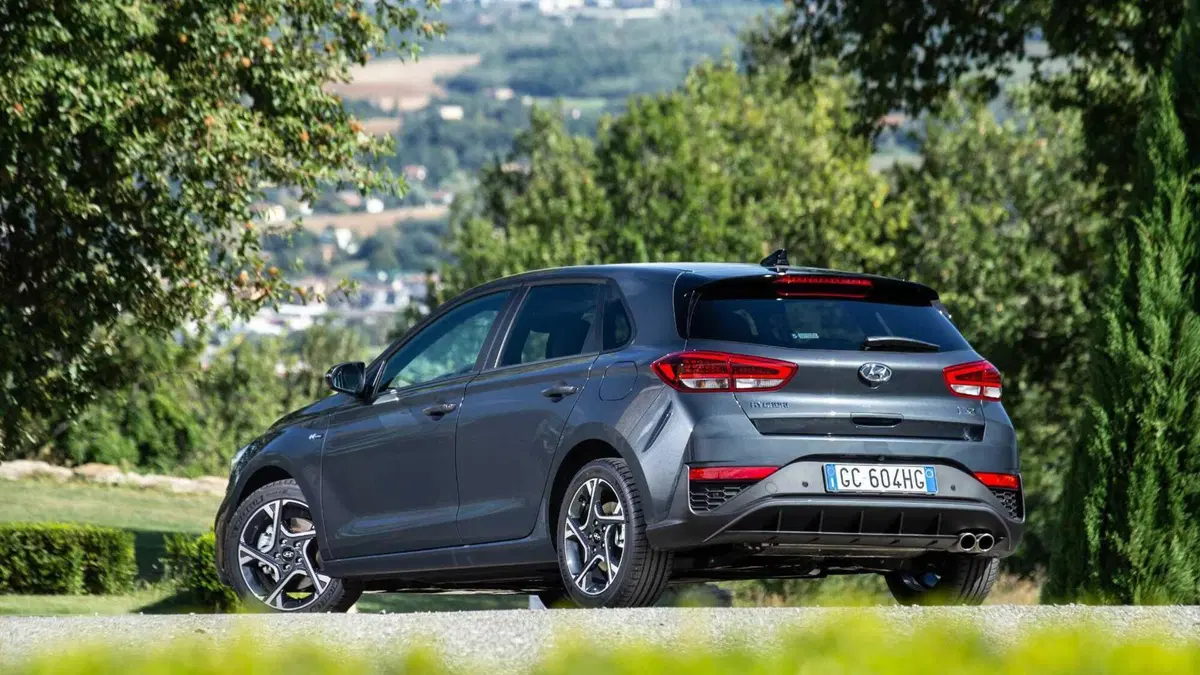 Hyundai i30 1.6 CRDi 115 CV MT 5 porte Prime (17)