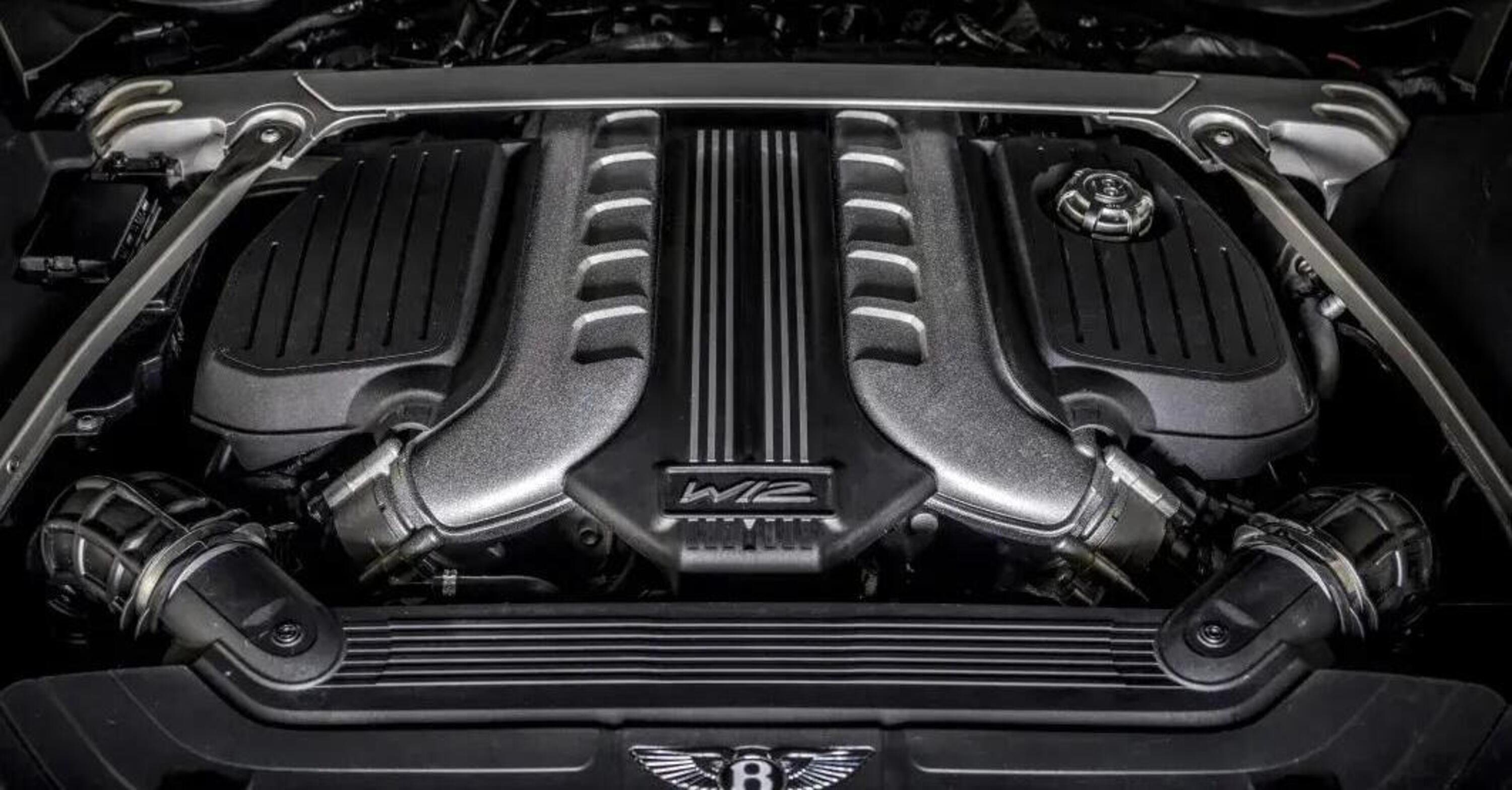 Bentley: blocco della produzione del motore W12 da fine aprile 2024
