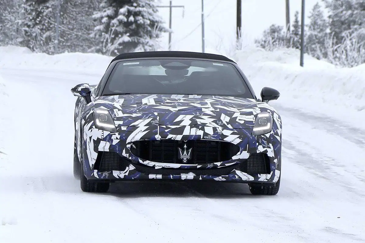 Maserati GranCabrio, ecco le foto spia 