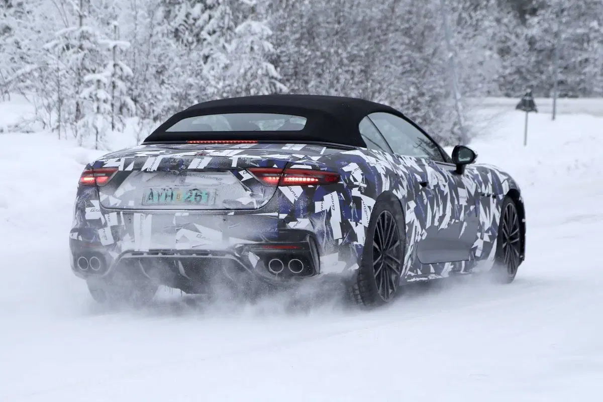 Maserati GranCabrio, ecco le foto spia  (10)