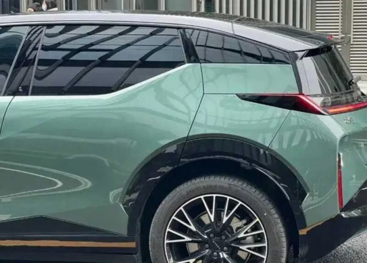 Zeekr X di Geely, futura Volvo, ecco la fotogallery  (4)