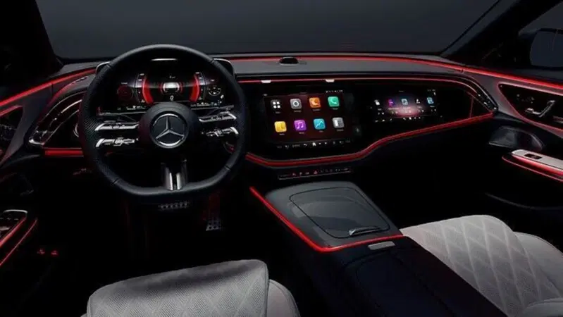 Mercedes Classe E: passa al 5G e l'abitacolo va a tempo di musica