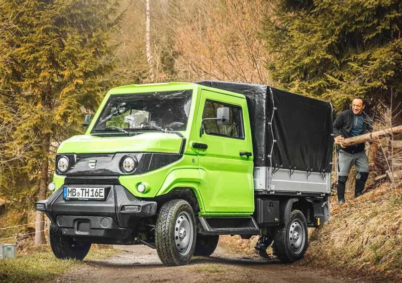 Evum Motors aCar (2023-->>) (5)