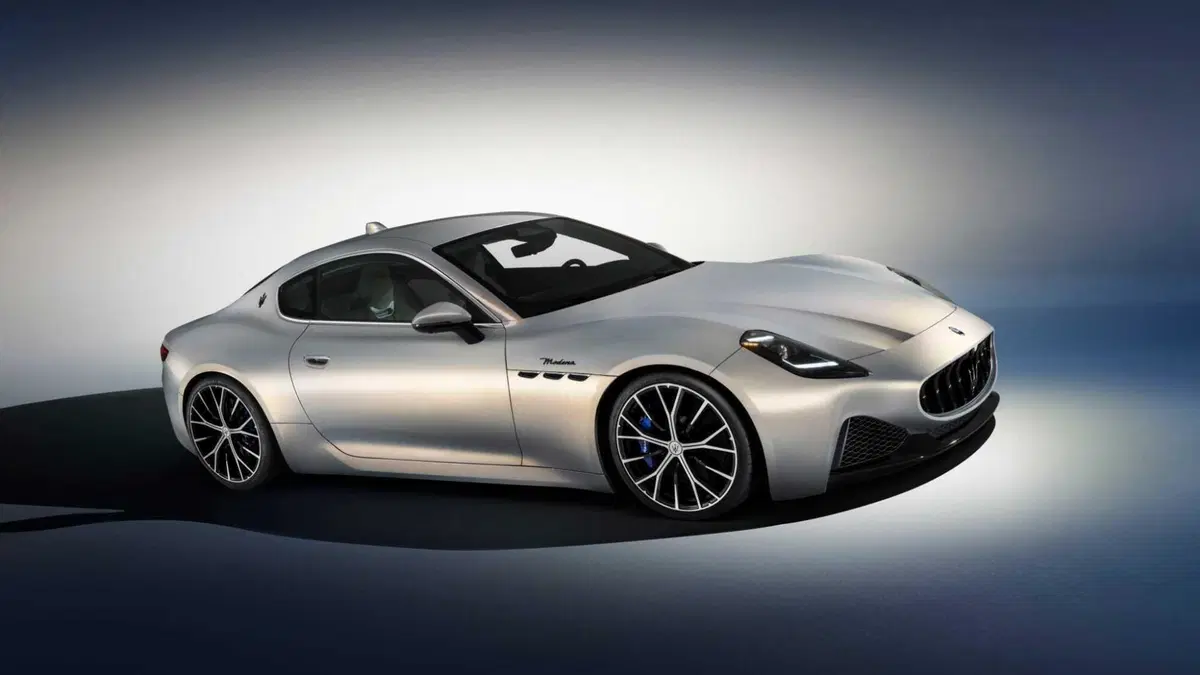 Maserati Granturismo (2)