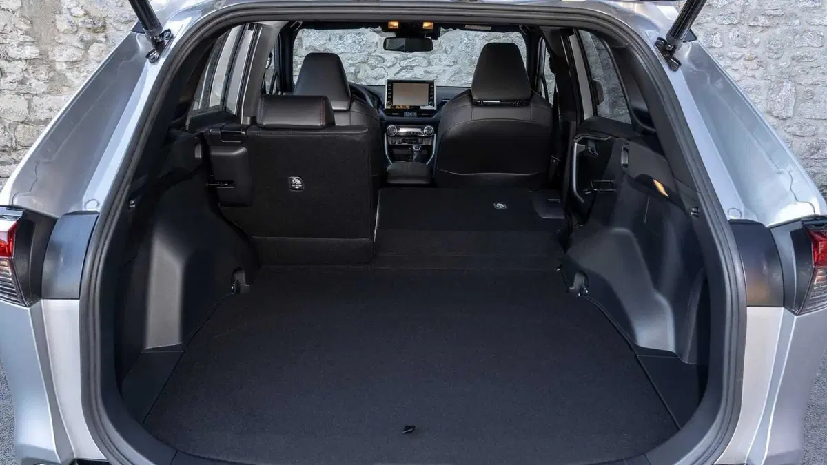 Suzuki Across (2020-26) (14)
