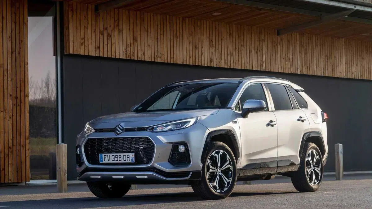 Suzuki Across (2020-26) (2)