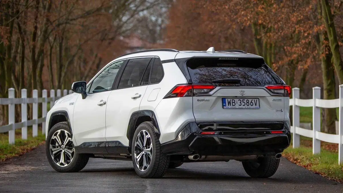 Suzuki Across (2020-26) (6)