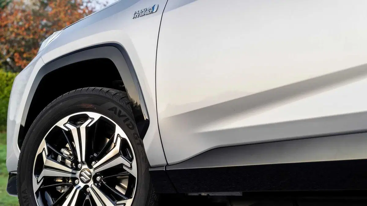 Suzuki Across (2020-26) (19)