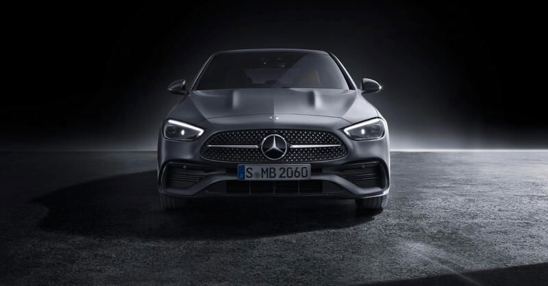 Dalla lamiera alla strada: come nasce una Mercedes Classe C [VIDEO]