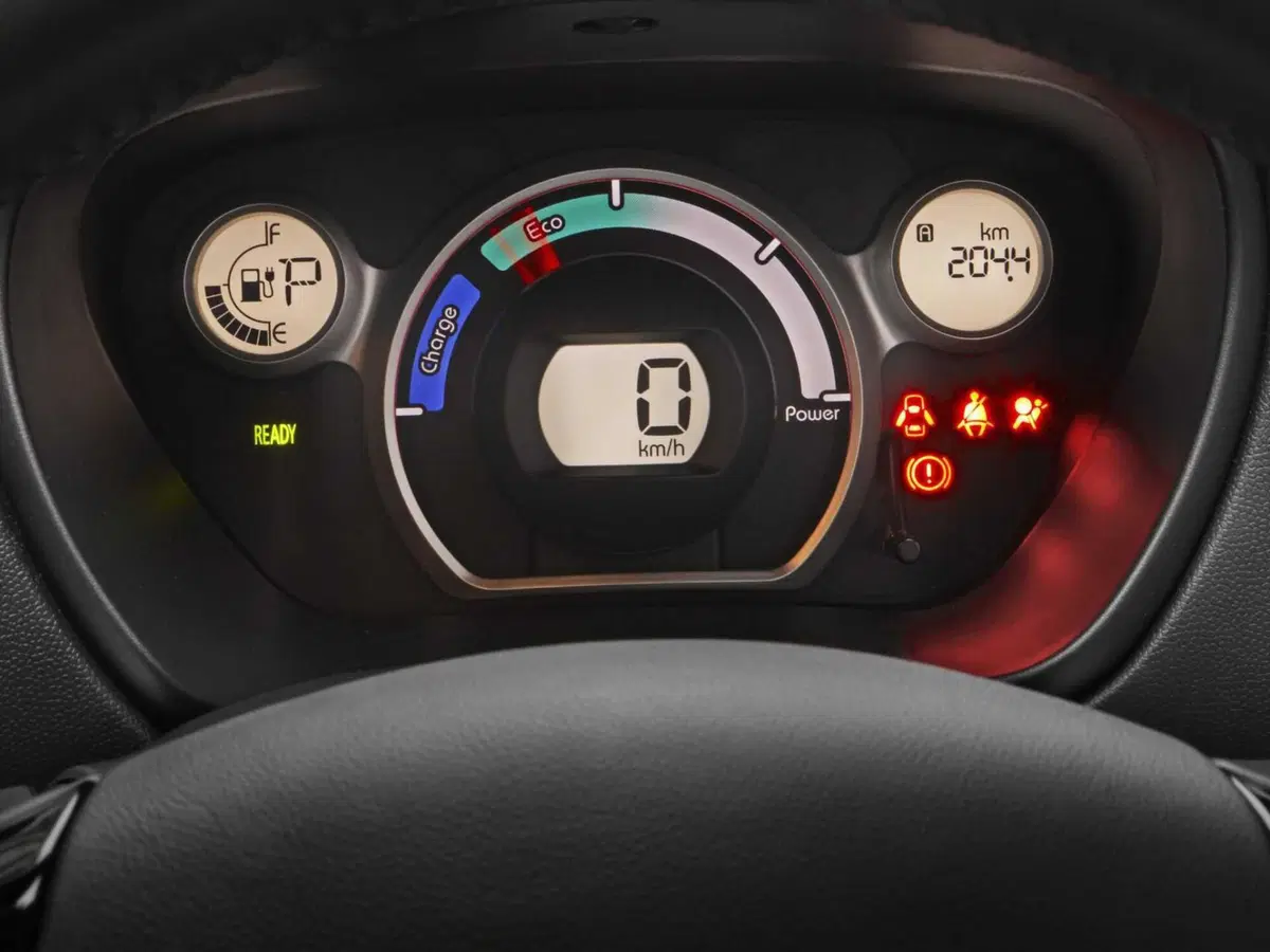 Peugeot iOn e Citroën C-Zero: quando l'idea è buona, ma ti viene troppo presto (2)