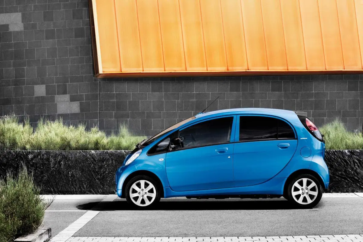 Peugeot iOn e Citroën C-Zero: quando l'idea è buona, ma ti viene troppo presto