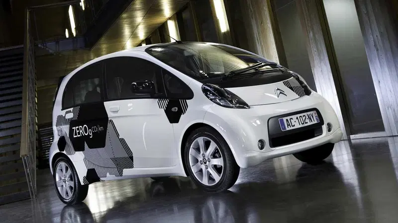 Peugeot iOn e Citro&euml;n C-Zero: quando l'idea &egrave; buona, ma ti viene troppo presto