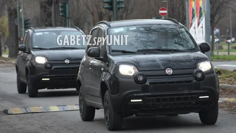 Fiat Panda 4x4: finalmente arriva l'ibrida 2023 [Foto Spia]