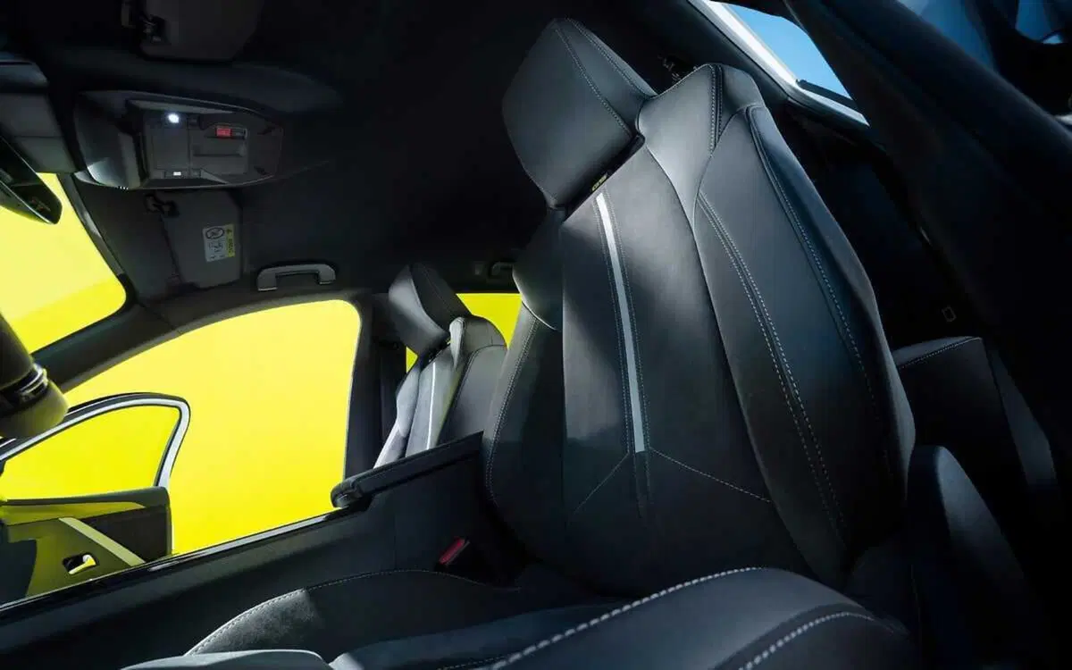 Opel Astra GSe: ibrida da 225 CV ad assetto Koni, con due anime. Prova su strada (39)