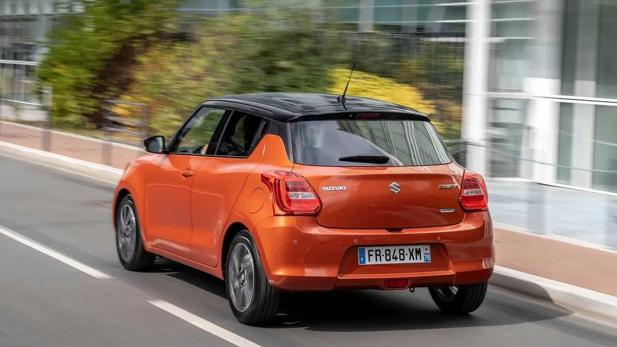Suzuki Swift 1.2h Top 2wd (7)