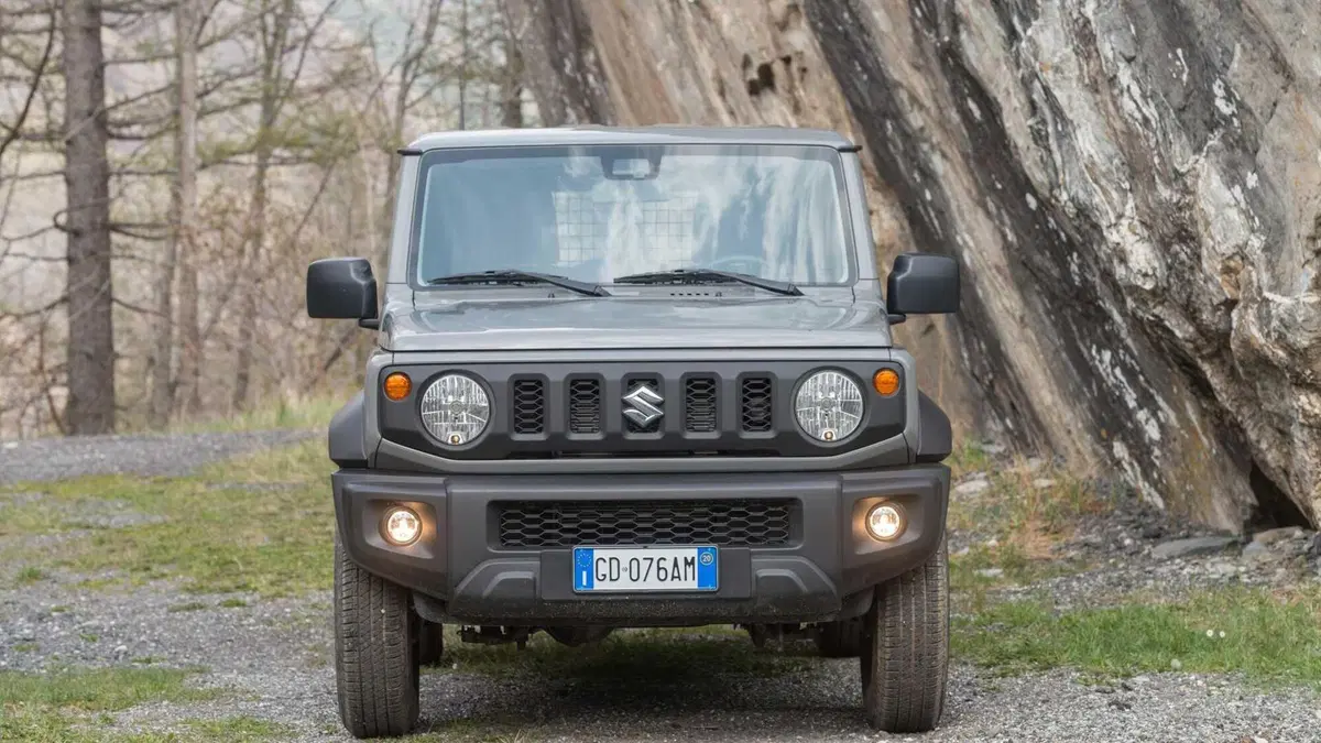 Suzuki Jimny (2018-25) (4)