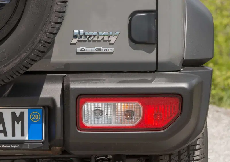 Suzuki Jimny (2018-25) (13)