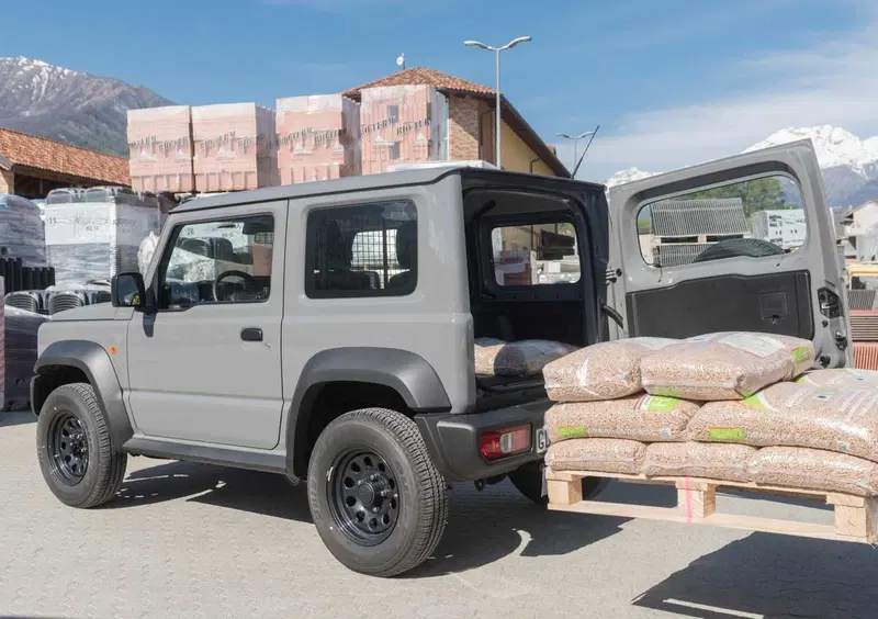 Suzuki Jimny (2018-25) (7)