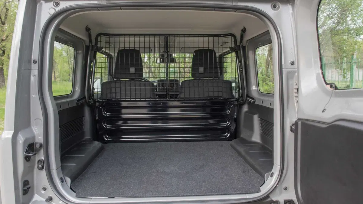 Suzuki Jimny (2018-25) (12)