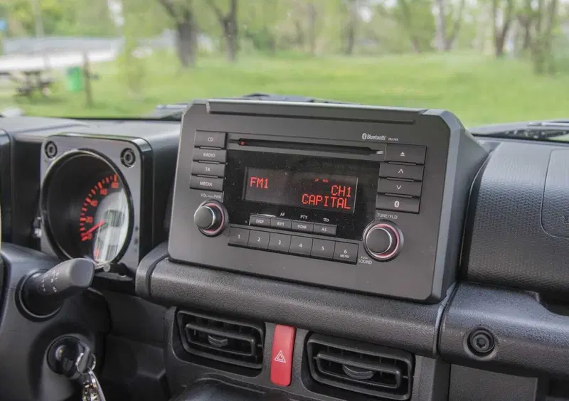 Suzuki Jimny (2018-25) (9)