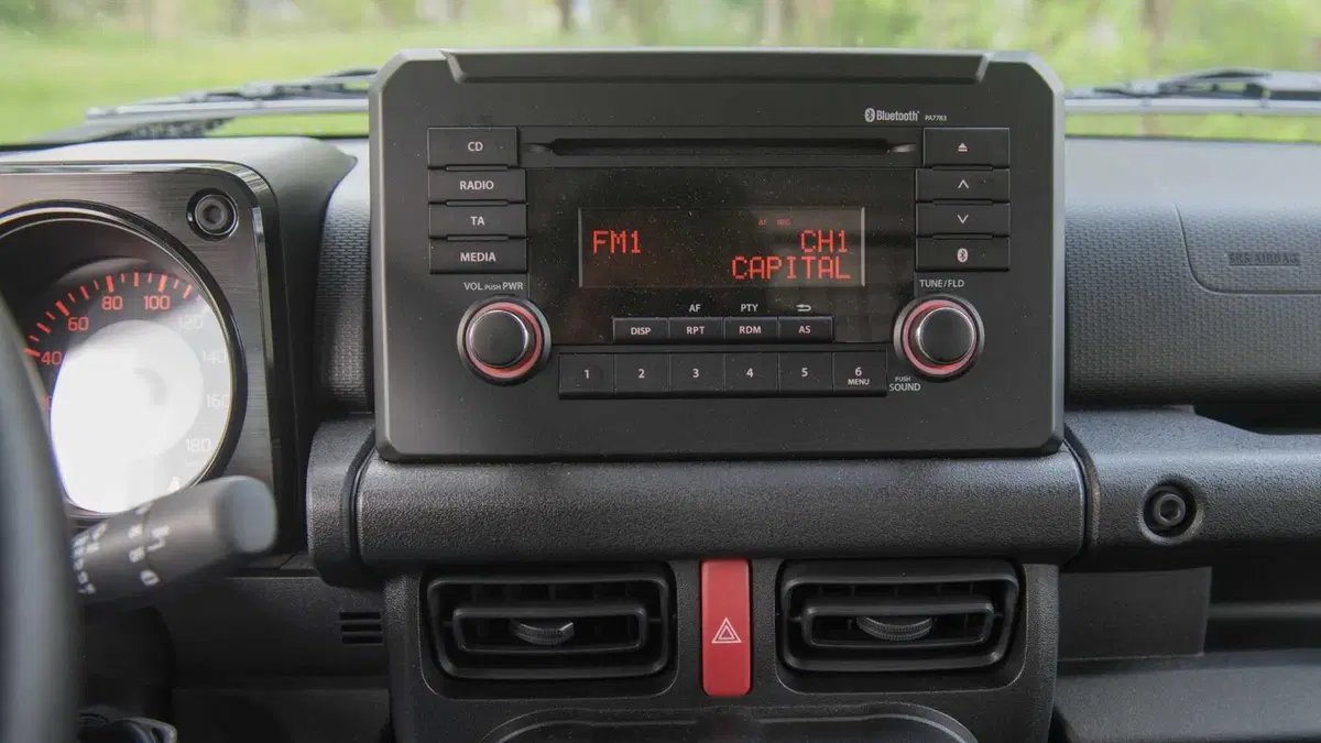 Suzuki Jimny (2018-25) (10)
