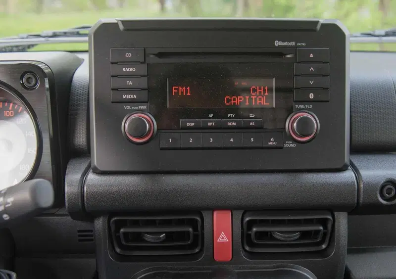 Suzuki Jimny (2018-25) (10)
