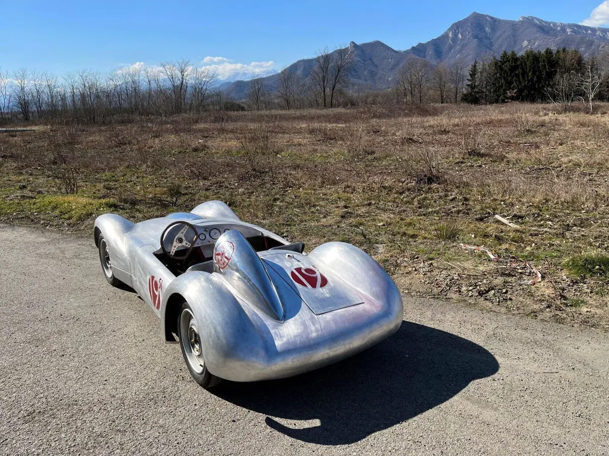 Testadoro: ritorna il marchio torinese del dopoguerra, in arrivo una Fiat Barchetta 1951  (4)