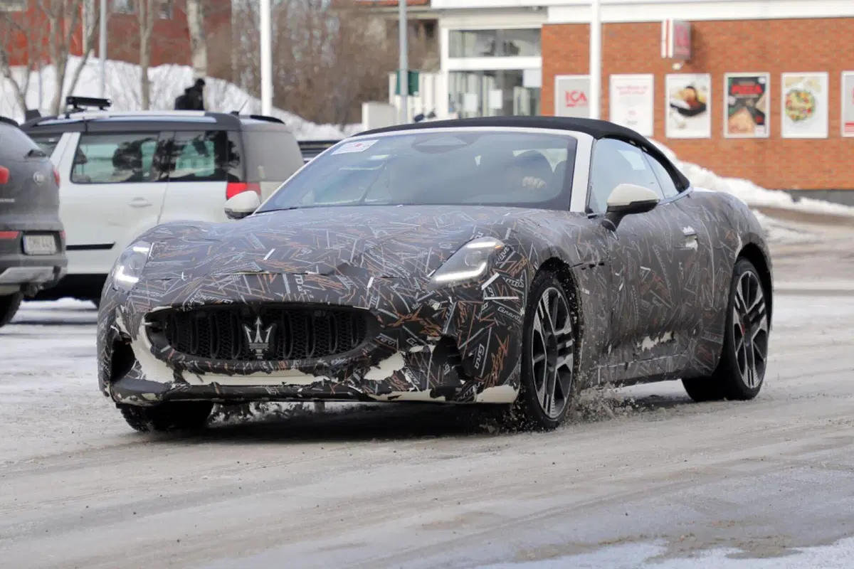 Maserati Grancabrio Folgore, ecco le prime foto spia 