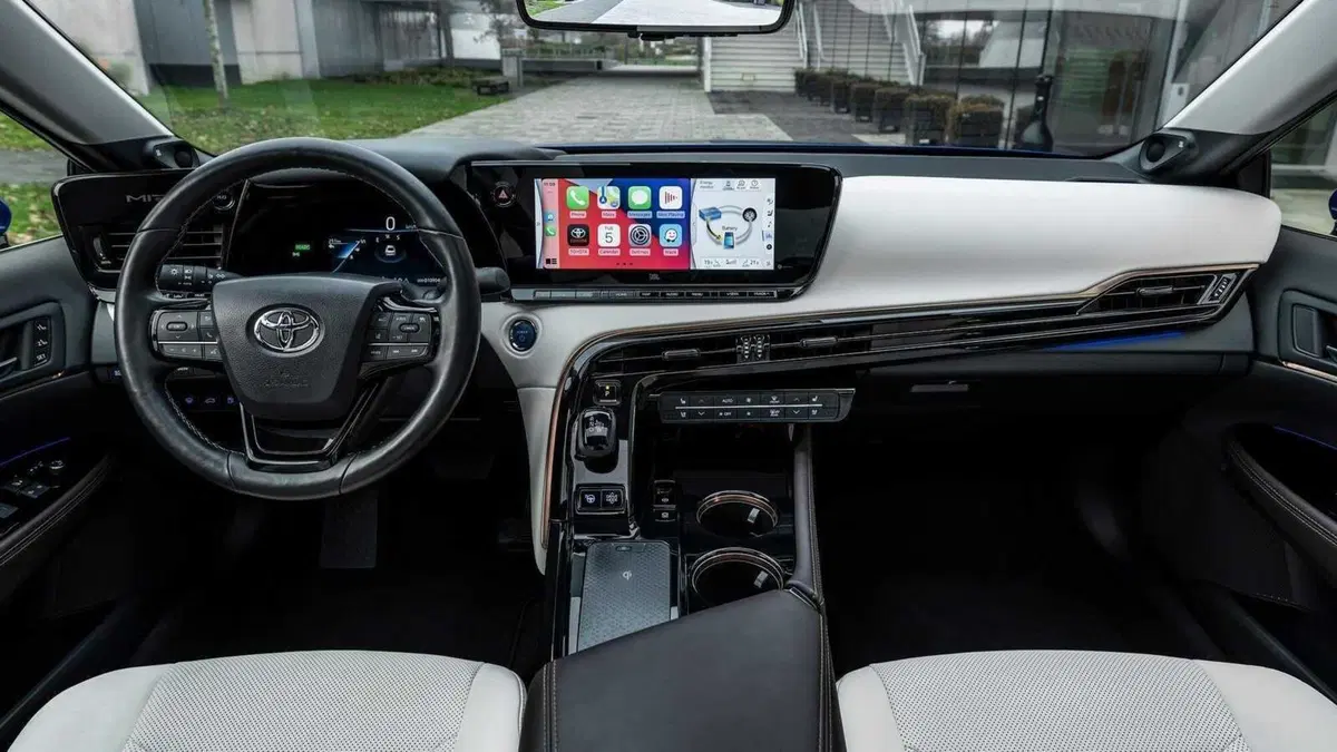 Toyota Mirai (10)