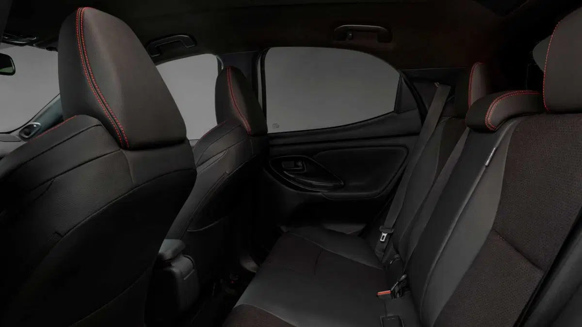 Toyota Yaris GR Sport 130 GR Sport (10)