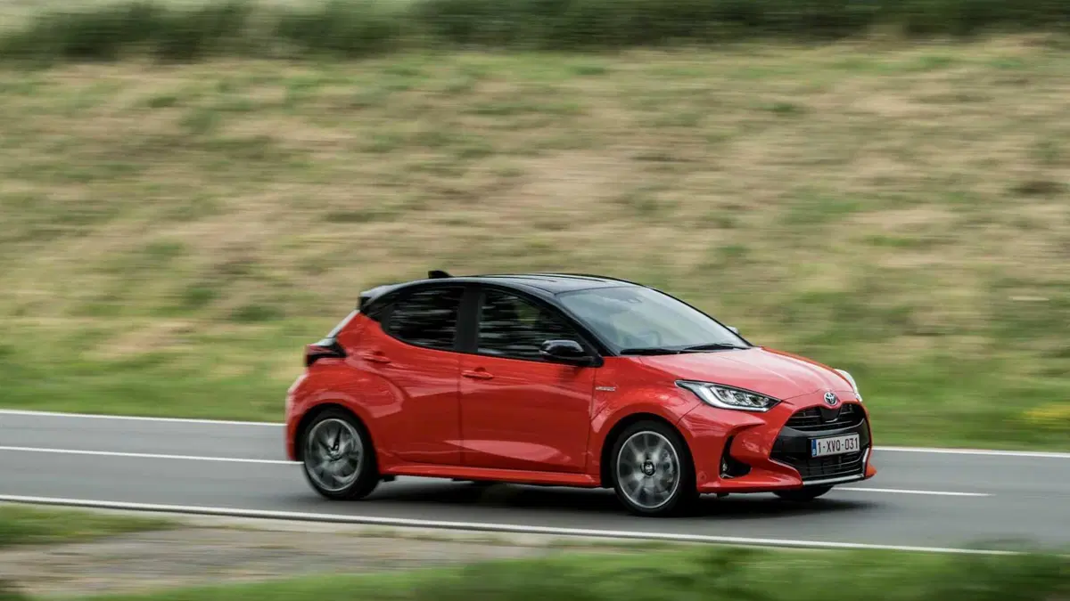 Toyota Yaris 130 Lounge (24)
