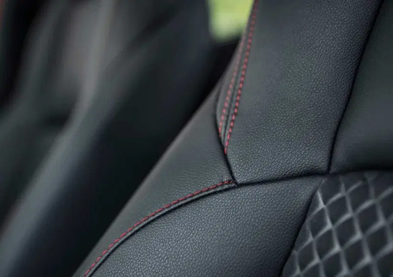 Toyota Yaris (2020-->>) (36)
