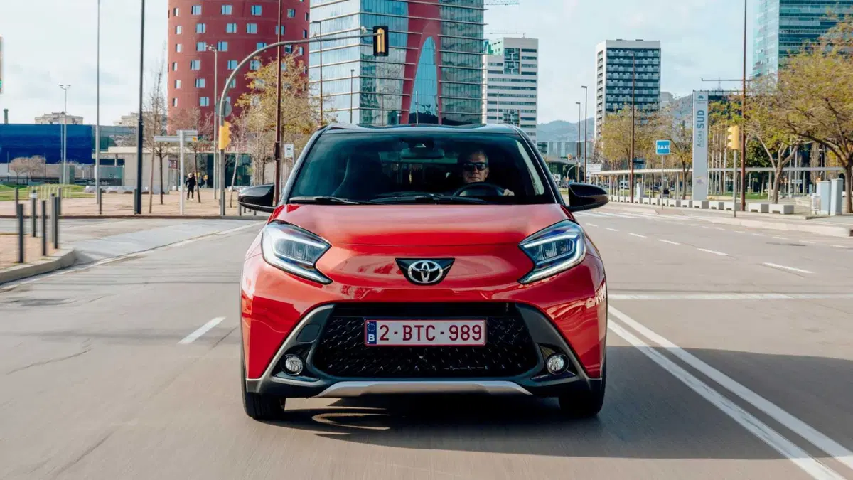 Toyota Aygo X 1.0 Trend 72cv (20)