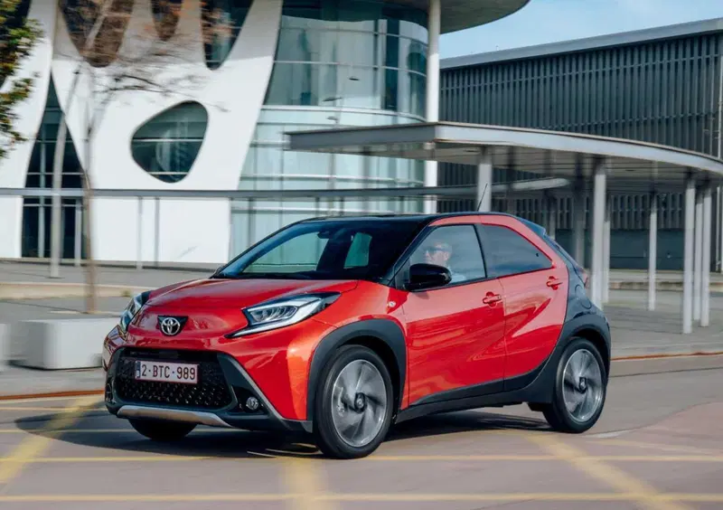 Toyota Aygo X (2022-->>) (18)