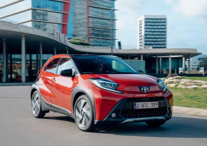 Toyota Aygo X (2022-->>) (21)