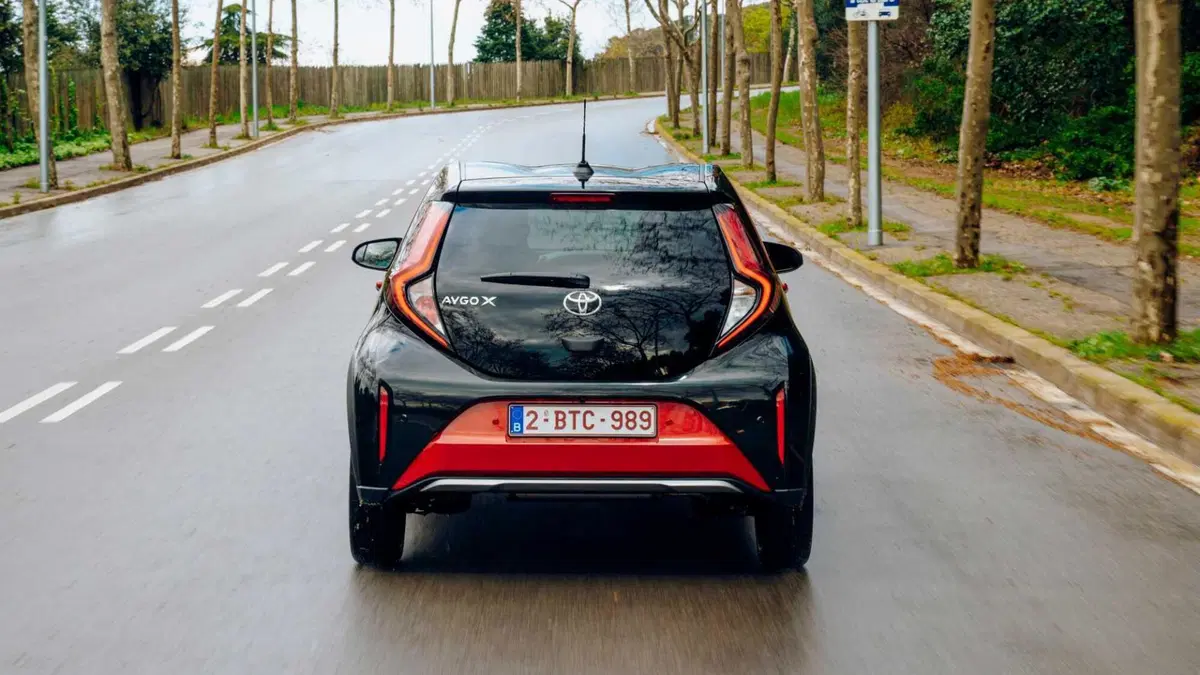 Toyota Aygo X 1.0 Trend 72cv (26)